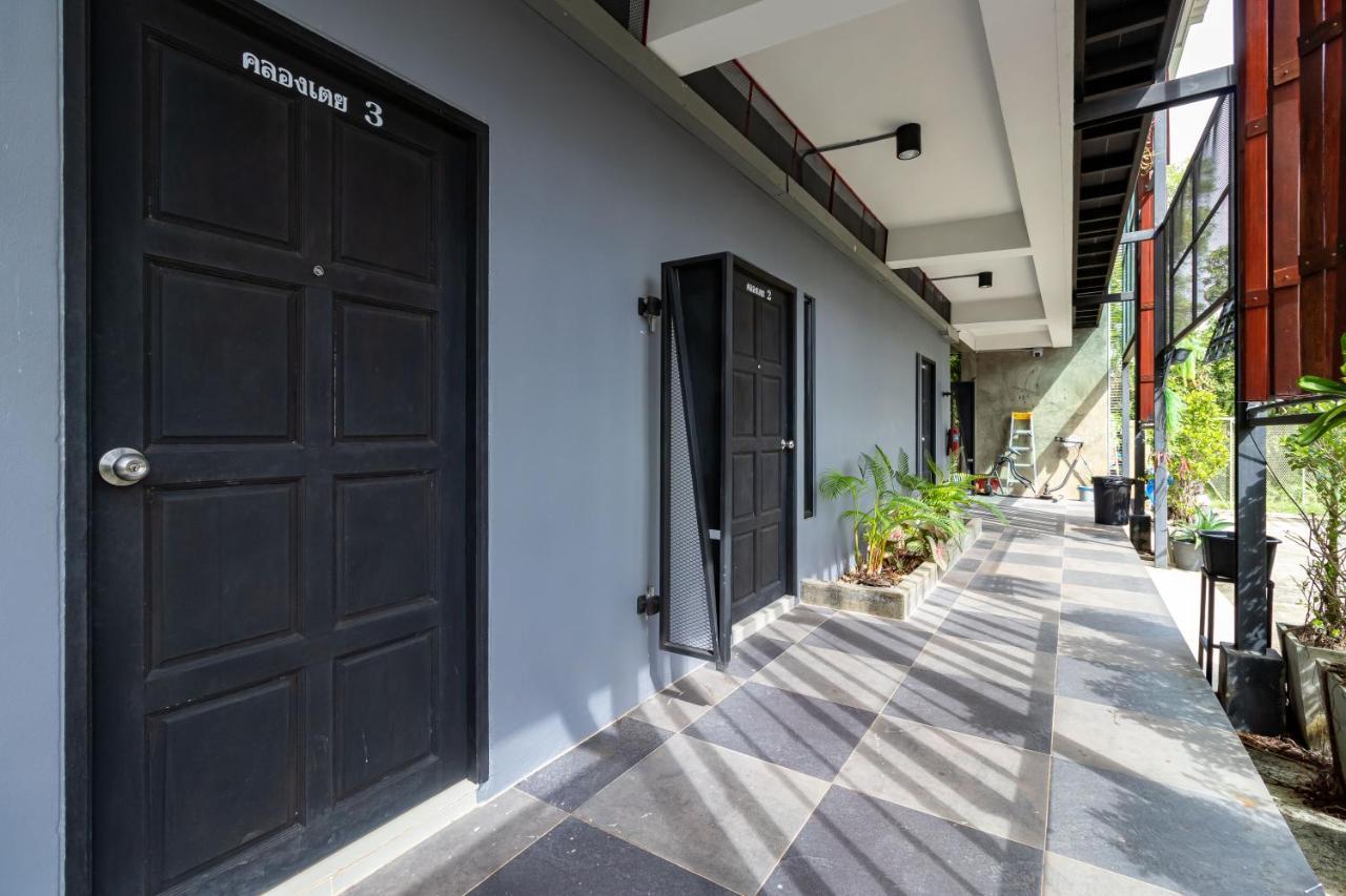 Cs Klongtoey Grand Resort Ban Yep Chaeng Extérieur photo